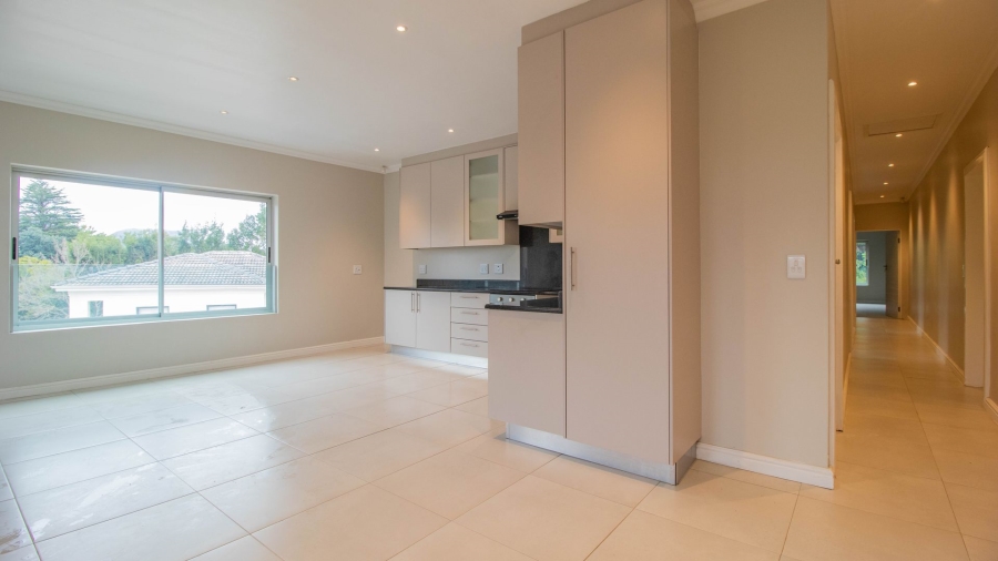 To Let 3 Bedroom Property for Rent in Bishopscourt Western Cape